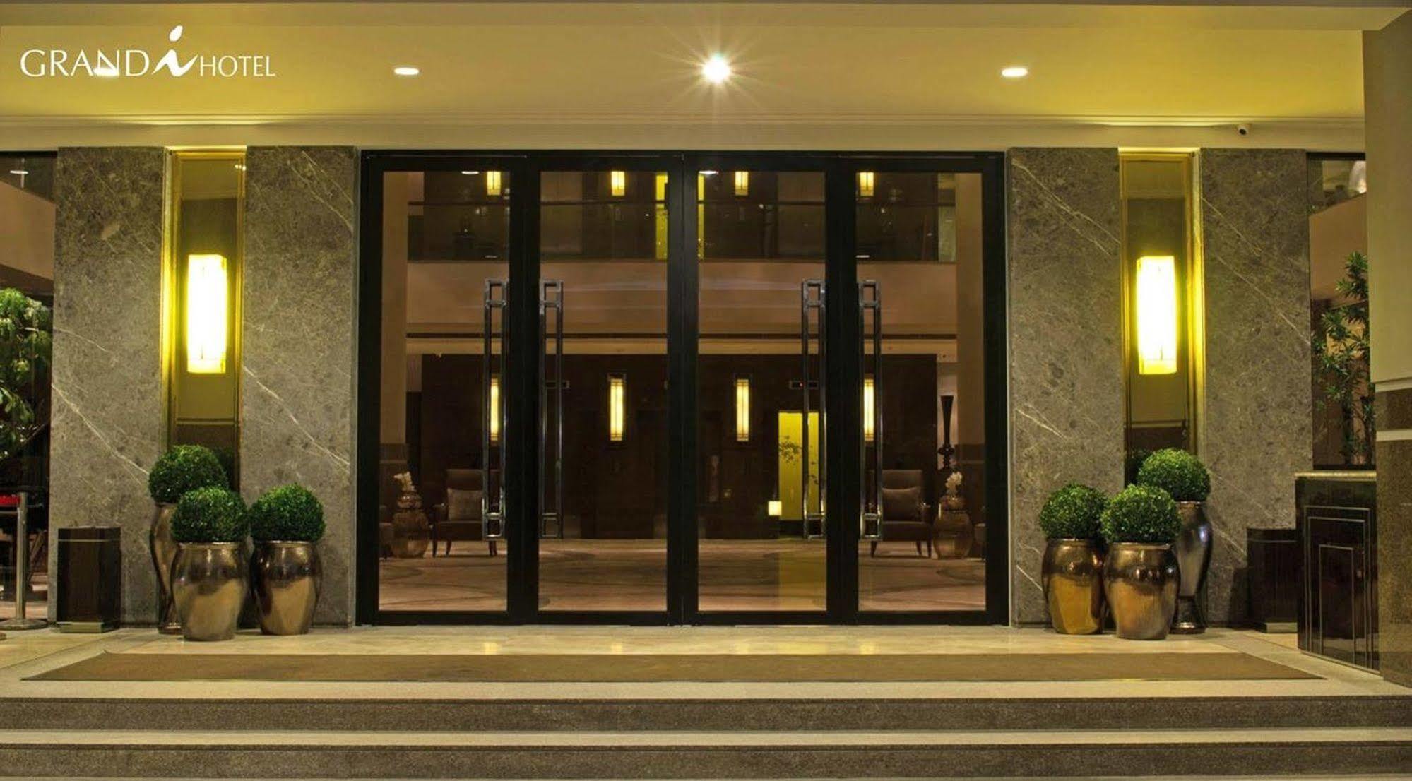 I Hotel Nagoya Esterno foto
